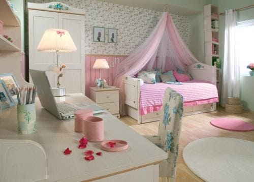 Комфортная, функциональная и уютная спальня для девочки 12 лет